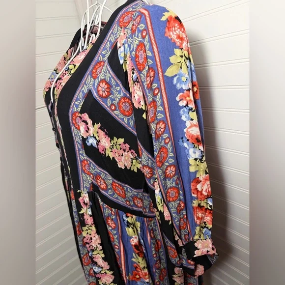 Umgee Floral Boho Dress - Blue and Pink - Picture 3 of 8